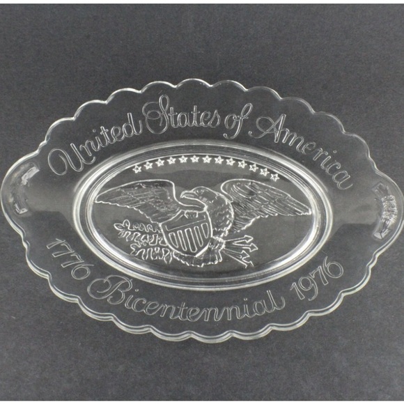 Clear Glass Bicentennial Plate - Picture 1 of 1